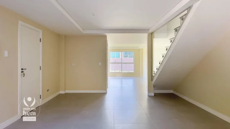 Imagem Sobrado com 222,92 m², 3 Suítes em Condominio Fechado com Piscina à venda por R$ 999.000,00 - Campo Comprido - Curitiba/PR