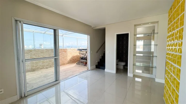 Imagem APARTAMENTO COM 189 m² - PONTA DA PRAIA - SANTOS SP