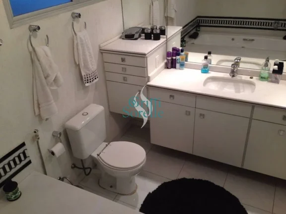 Imagem Apartamento à Venda no Itaim Bibi - São Paulo/SP.