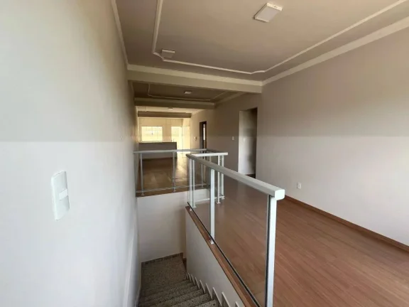 Imagem Casa a Venda Com Conforto e Tranquilidade em Campolide – Vista Privilegiada!