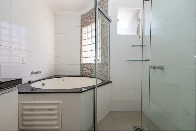 Imagem Casa para Venda em Curitiba, Bom Retiro, 3 dormitórios, 3 suítes, 8 banheiros, 2 vagas