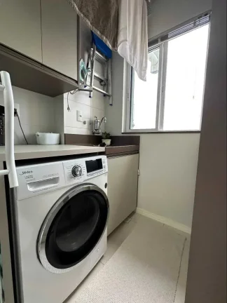 Imagem Apartamento mobiliado com 2 suítes e 2 vagas de garagem no Bairro Ressacada em Itajaí