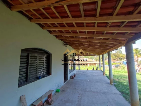 Imagem Chácara com 2 dormitórios à venda, 2611 m² por R$ 350.000,00 - Congonhal - Tatuí/SP