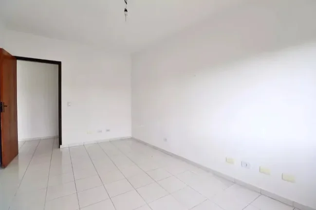 Imagem "Cansado de se apertar em um apê minúsculo e caro?"