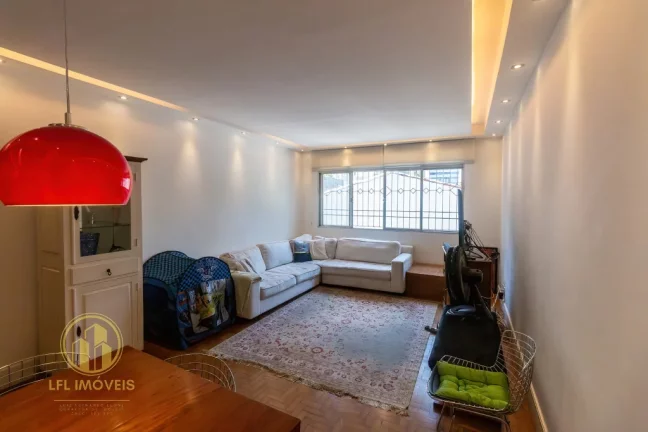 Apartamento totalmente reformado no Itaim Bibi – 107 m², com 3 dormitórios e 1 vaga.