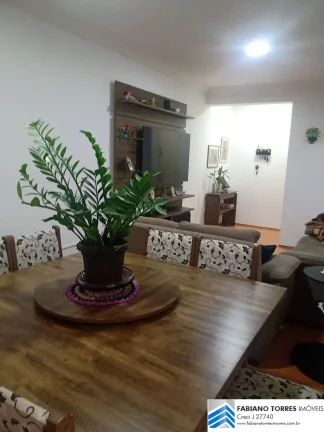 Imagem Ótima oportunidade! Apartamento reformado, com 90 m² de área útil, localizado na Vila Alpina em Santo André.