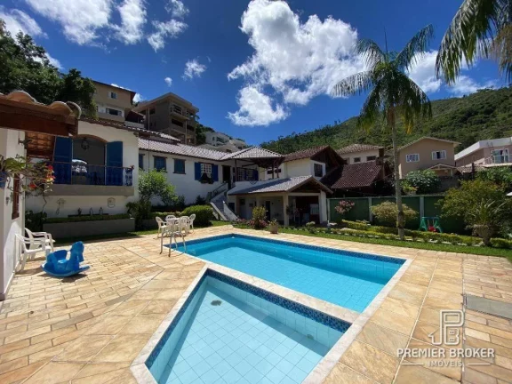 Imagem Casa à venda, 388 m² por R$ 1.250.000,00 - Tijuca - Teresópolis/RJ