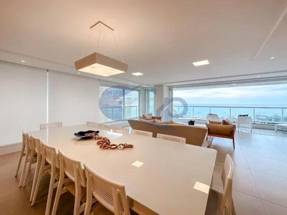 Imagem Apartamento á venda com 4 suítes no centro de Torres/RS