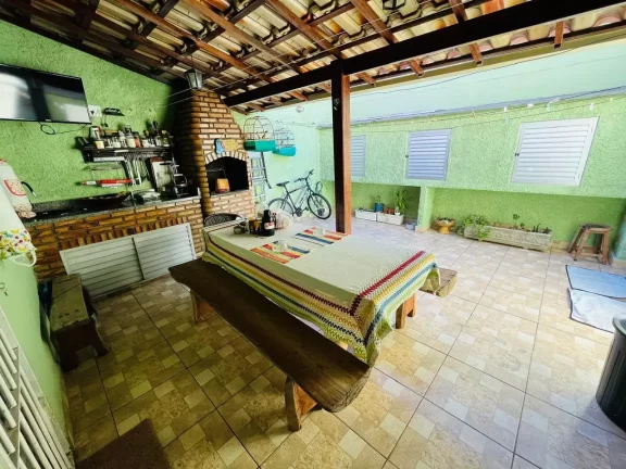 Imagem Casa duplex à venda, 2 quartos, 2 vagas, IMPERIAL - Santa Luzia/MG