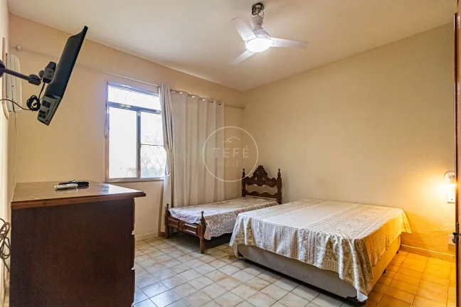 Imagem Casa com 2 Quartos à venda, 100m² - Curicica