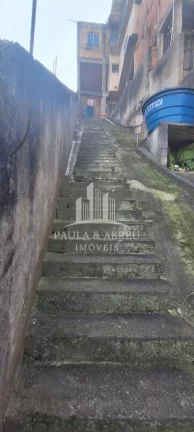 Imagem Casa 3 Dormitórios, 2 Banheiros, Lavanderia e 2 Vaga, muita escada, no Jardim Ipê, Mauá