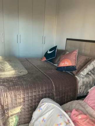 Imagem Apartamento 230 M², 3Q, 3 Suítes, 3 Banheiros, 4 Vagas, Sala espaçosa, Piscina, Academia, Quadra, Salão de festas, Lavabo, Próximo ao metrô.