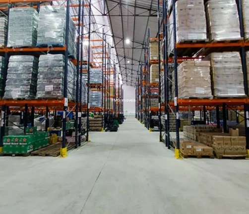 Imagem Galpão Comercial para Locação em Guarulhos-SP - Bairro Macedo - 2 Banheiros - 374,18m² de Área