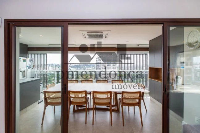 Imagem Cobertura com vista livre para a Marginal Pinheiros e um pôr do sol de tirar o fôlego. São 189m²...