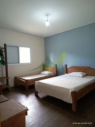 Imagem Aluga-se Chácara Ampla em Atibaia com 4.500 m² de Terreno