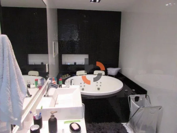 Imagem (Venda) Casa com 5 dormitórios - Luz - Nova Iguaçu/RJ