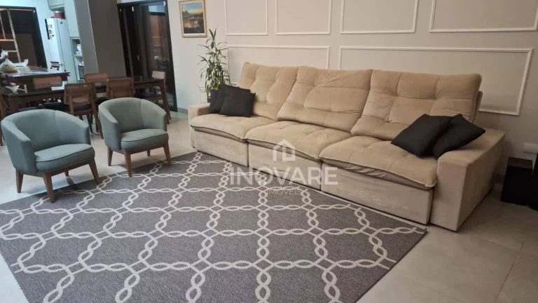 Imagem Casa com 3 dormitórios à venda, 195 m² por R$ 1.200.000 - Village Imperial - Itumbiara/GO