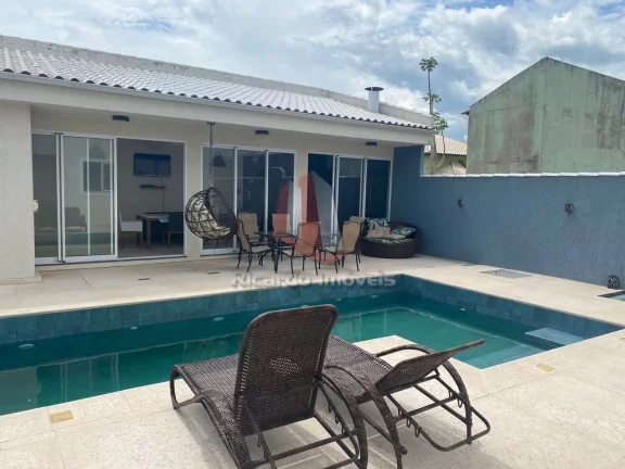 CASA INDEPENDENTE, 3 QUARTOS (1 SUÍTE) - ARRAIAL DO CABO