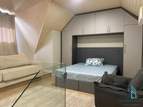 Foto do imóvel: Sobrado triplex Alto Padrão, 04 quartos c/suíte, 04 vagas, Ático, no Vista Alegre Curitiba -PR