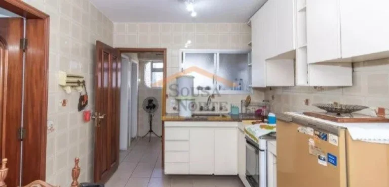 Imagem Apartamento espaçoso com 140 m² de área útil, ideal para quem busca conforto no dia a dia. Conta...