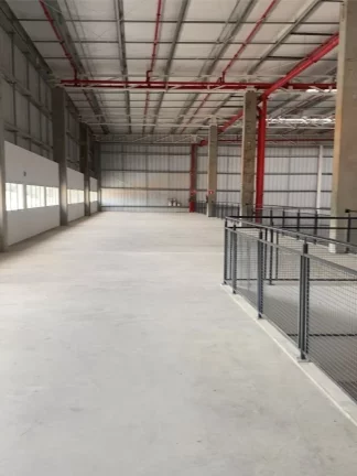 Imagem Galpão logístico Comercial para Locação em Extrema-MG: Centro, 12 Vagas, 2.929,21 m² de Área.