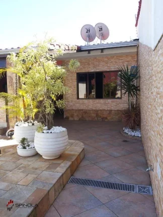 Imagem Casa com 3 dormitórios à venda, 420 m² por R$ 1.050.000,00 - Jardim Imperador - Praia Grande/SP