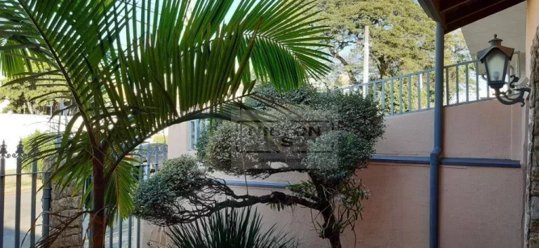 Imagem Casa com 3 dormitórios para alugar, 170 m² por R$ 4.770,00/mês - Jardim Chapadão - Campinas/SP