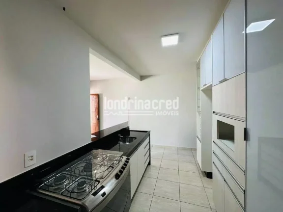 Imagem Casa à Venda no Conjunto Alexandre Urbanas – 2 Quartos (1 Suíte), Cozinha Planejada, Sala com Painel e Espaço com Infra para Churrasqueira!