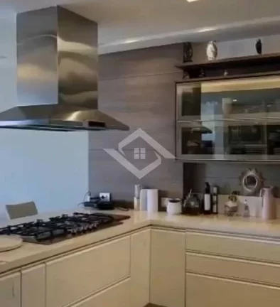 Imagem Lindo Apartamento Reformado com Vista Maravilhosa em Copacabana