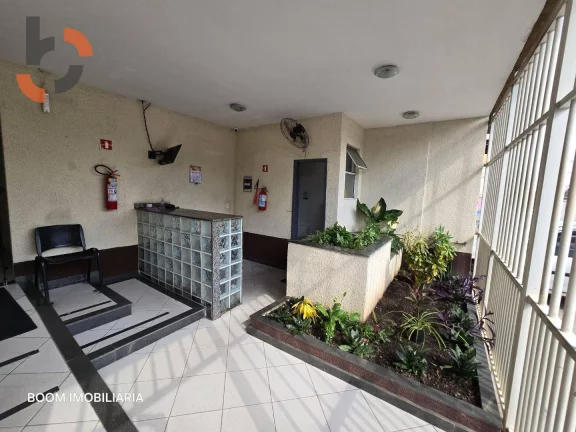 Imagem Apartamento com 2 dormitórios à venda, 72 m² por R$ 250.000,00 - Centro - Mesquita/RJ