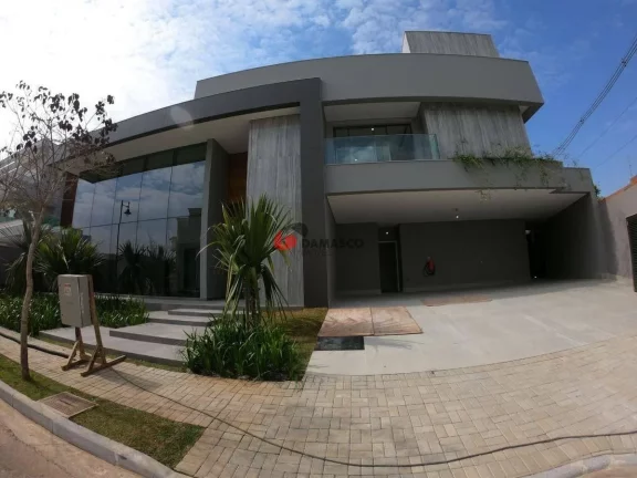 Imagem Sobrado à venda 5 Quartos, 5 Suites, 6 Vagas, 950M², Cerâmica, São Caetano do Sul - SP