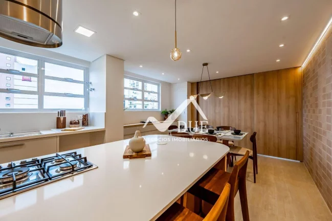 Imagem Apartamento com 4 dormitórios à venda, 305 m² por R$ 3.190.000,00 - Boqueirão - Santos/SP