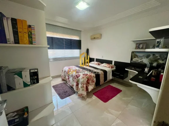Imagem GH1962

O sobrado possui 

- 3 suítes plenas (sendo 1 com sacada)
- Sala 3 ambientes 
- Cozinha ame...