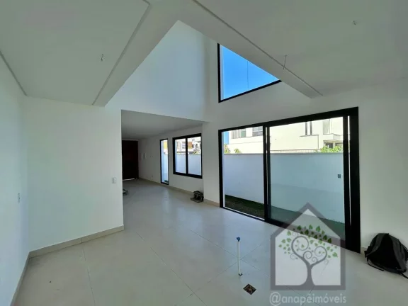Imagem Casa nova à venda no Campeche – conforto, modernidade e localização privilegiada!