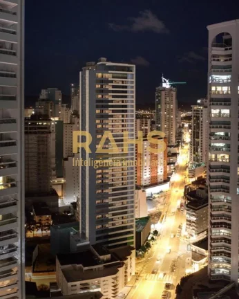Imagem Ótimo apartamento em Balneário Camboriú! Edifício da construtora Silva Packer. Apartamento com 4...