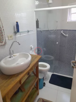 Imagem CASA A VENDA DENTRO DE UM PEQUENO CONDOMÍNIO, COM 3 DORMITÓRIOS, 2 BANHEIROS E COZINHA COM ÁREA GOURMET