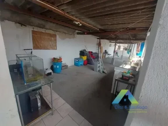 Imagem Sobrado com 309M². 04 quartos e 02 vagas a venda R$ 600 - cidade Domitila -sp