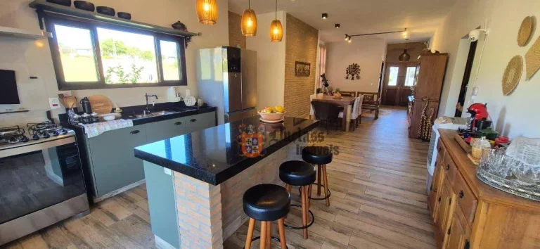 Imagem Casa com 5 dormitórios à venda, 207 m² por R$ 1.500.000 - Riviera de Santa Cristina XIII - Paranapanema/SP