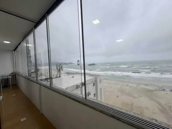 Imagem Apartamento frente mar com 3 dormitórios sendo 2 suítes e 1 vaga de garagem em Balneário Camboriú