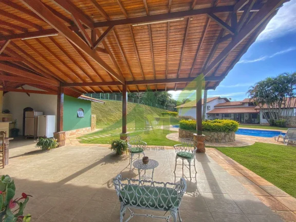 Imagem Linda Chácara à Venda em Condomínio Fechado em Bom Jesus dos Perdões