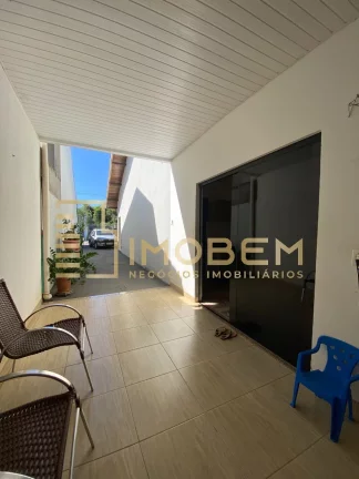 Imagem Imperdível! Casa à venda em Sinop-MT, Residencial Florença - 3 quartos, 2 suítes, 2 salas, 4 banheiros, 2 vagas, 210m².