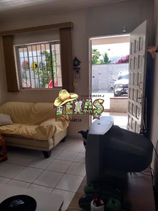 Imagem CASA À VENDA COM 3 SUÍTES ITANHAÉM