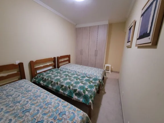 Imagem APARTAMENTO AMPLO COM 3 SUÍTES E PEQUENA VISTA PARA O MAR