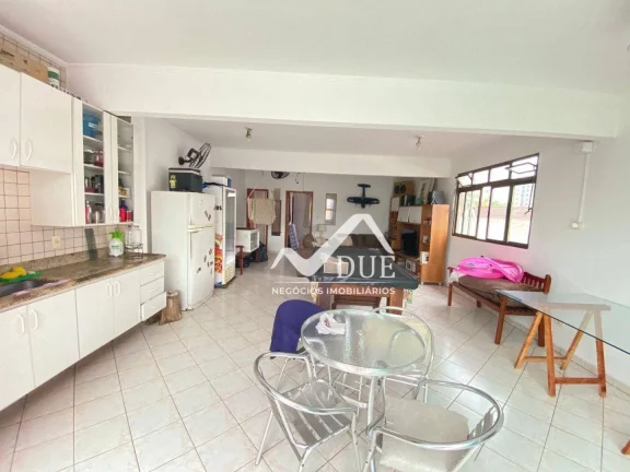 Imagem Casa com 4 dormitórios à venda, 212 m² por R$ 1.380.000,00 - Aparecida - Santos/SP