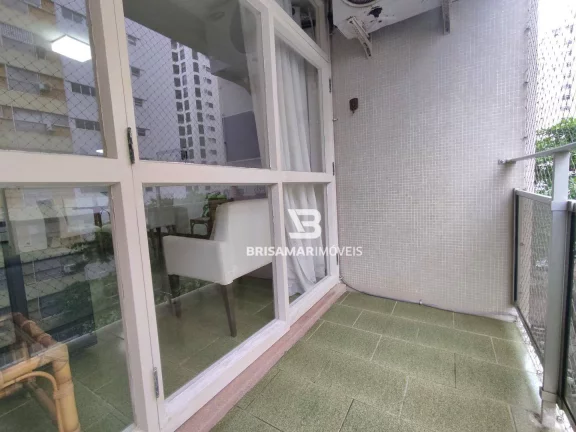 Imagem PITANGUEIRAS - UMA QUADRA DA PRAIA , LOCALIZAÇÃO PRIVILEGIADA, GARAGEM DEMARCADA NO PRÉDIO.