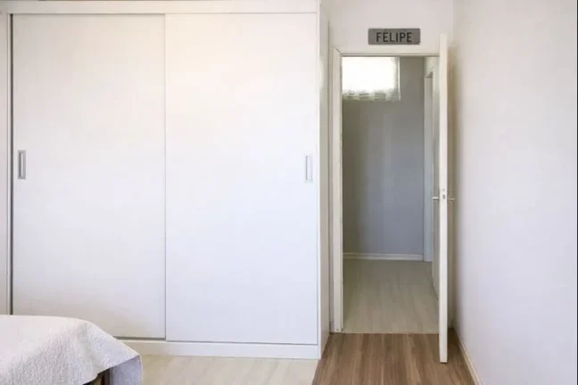 Imagem Este apartamento mobiliado está localizado em São Paulo e oferece uma excelente oportunidade para ...