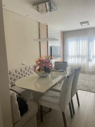 Imagem Apartamento reformado, 3 dormitórios, sendo 1 suíte, sala para 2 ambientes, cozinha com armários,...