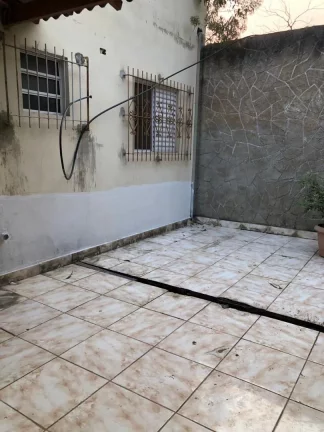 Imagem Casa com 2 dormitórios à venda, 100 m² por R$ 350.000 - Jardim dos Bandeirantes - São José dos Campos/SP
