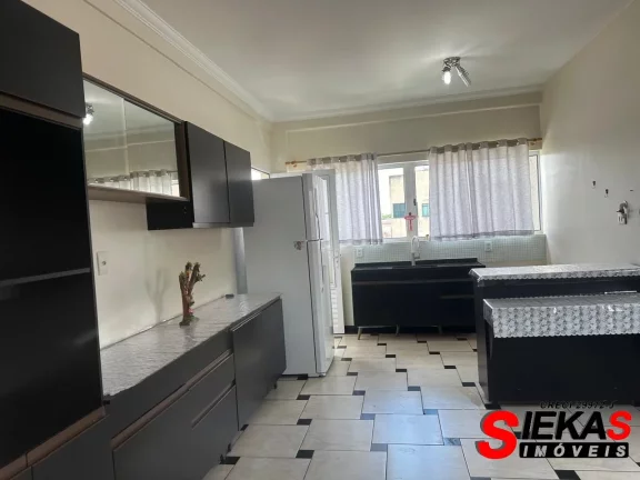 Imagem Espetacular Casa para Locação em São Paulo-SP, Bairro São Lucas! 5 quartos, 3 suítes, 2 salas, 5 banheiros, 4 vagas, 350 m²!