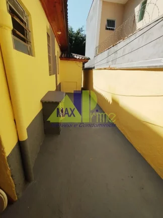 Imagem CASA TÉRREA 02 DORMITÓRIOS/QUINTAL/01VAGA